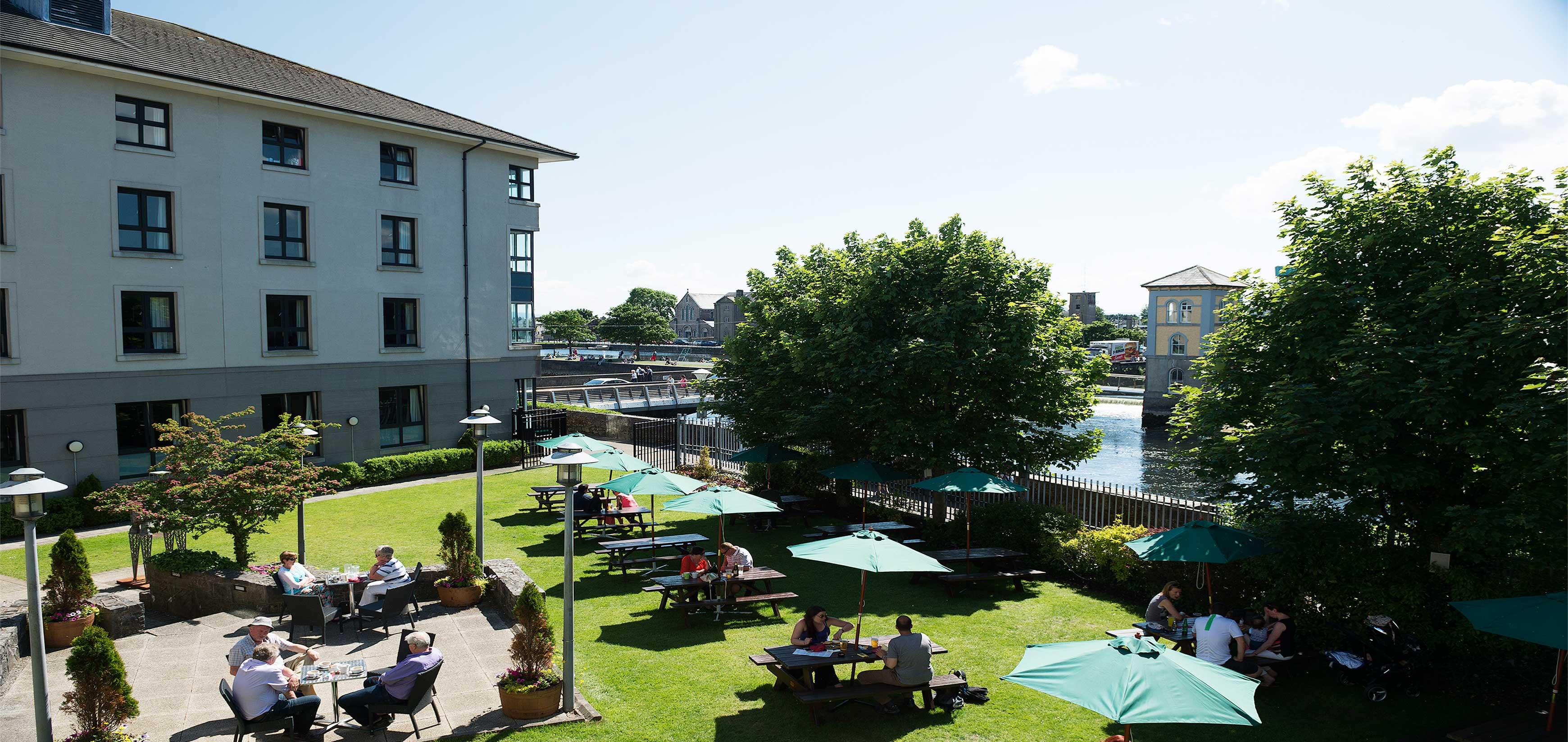 Leonardo Hotel Galway Exterior foto